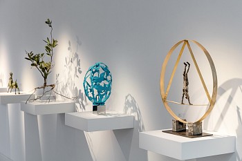 12 Everard Read Bronze Steel and Bone Dan Weill Phototgraphy