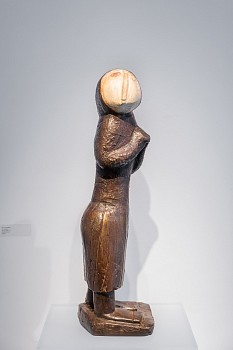 Everard Read Bronze Steel and Bone Dan Weill Phototgraphy desat