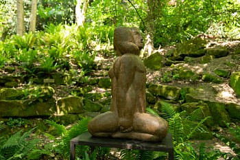 Florian Wozniak, Couple (medium), Bronze, 94 x 63 x 36 cm (9) web res