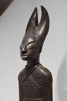 Deborah Bell Sentinel V detail