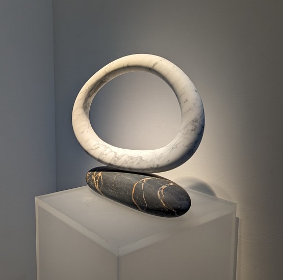 WILLIAM PEERS, Kerron
Tunisian black marble