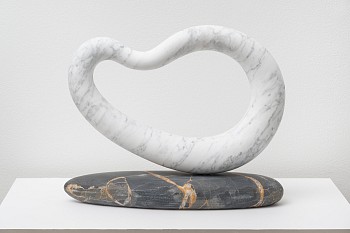 William Peers, Orgos, Carrara marble, 32 x 37 x 7 cm LR (c) Damian Griffiths