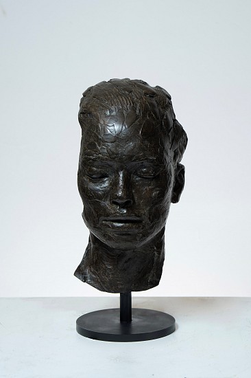 LIONEL SMIT, Stable Form Fragment
Bronze