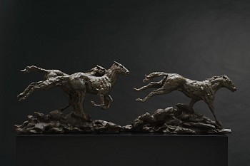 S345 Running Horses Maquette